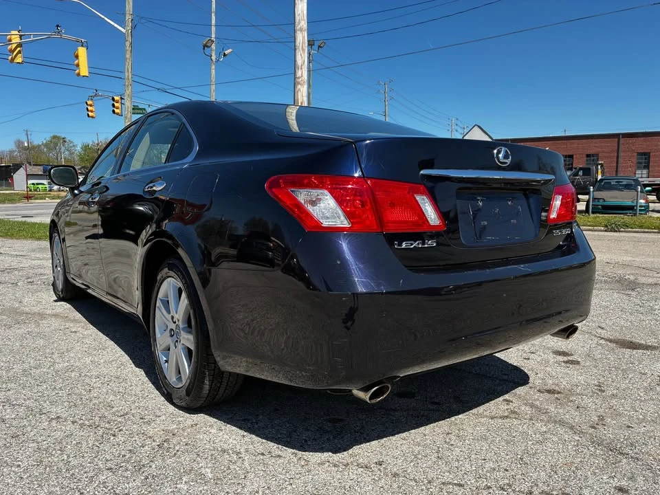 2007 Lexus ES 5th Gen - Image 5 of 10