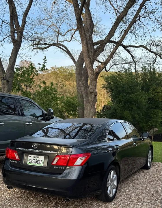 2007 Lexus ES 5th Gen - Image 3 of 4