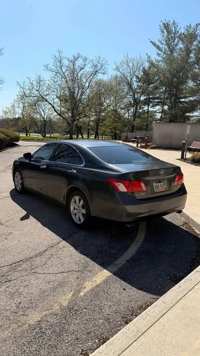 2007 Lexus ES 5th Gen - Image 4 of 15