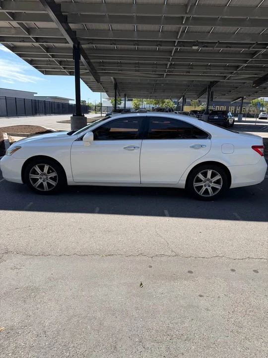 2007 Lexus ES 5th Gen - Image 7 of 10