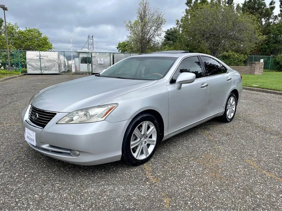 2007 Lexus ES 5th Gen - Image 2 of 14