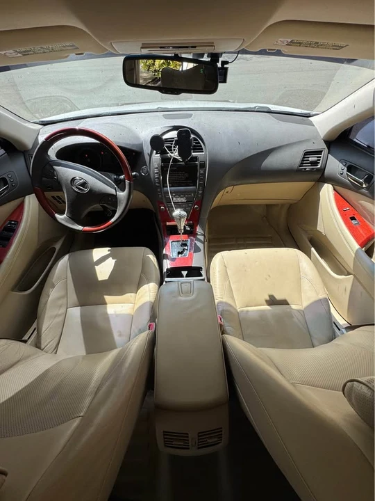 2007 Lexus ES 5th Gen - Image 10 of 19