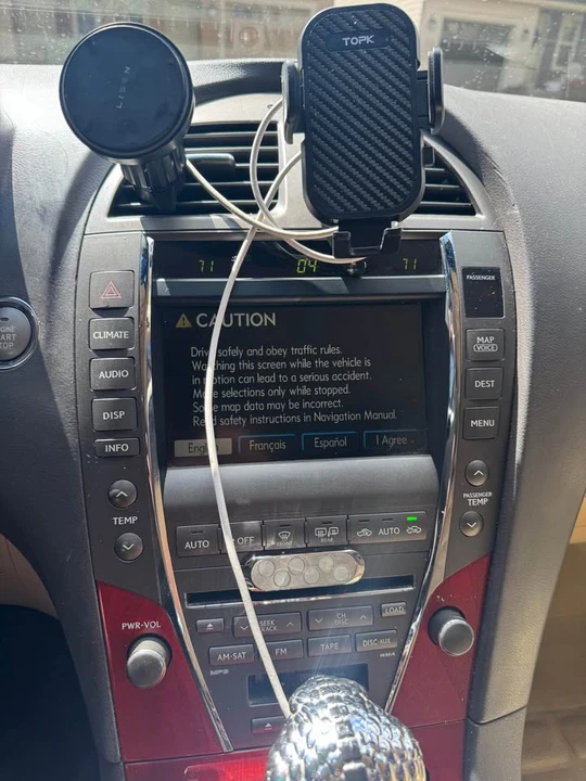 2007 Lexus ES 5th Gen - Image 17 of 19
