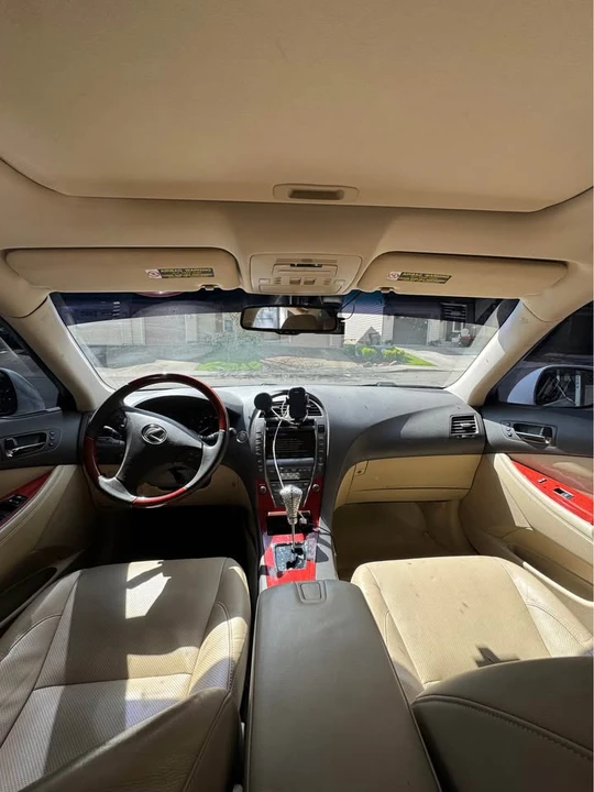 2007 Lexus ES 5th Gen - Image 12 of 19