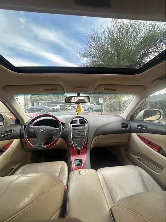 2007 Lexus ES 5th Gen - Image 7 of 9