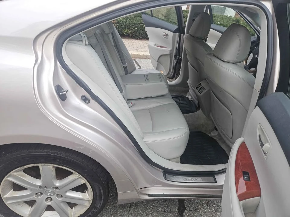 2007 Lexus ES 5th Gen - Image 12 of 19