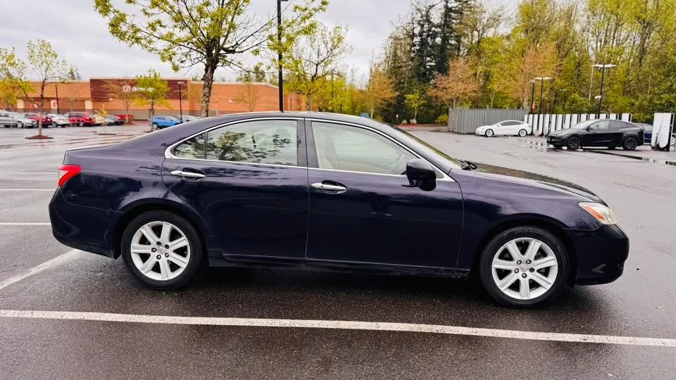 2007 Lexus ES 5th Gen - Image 3 of 15