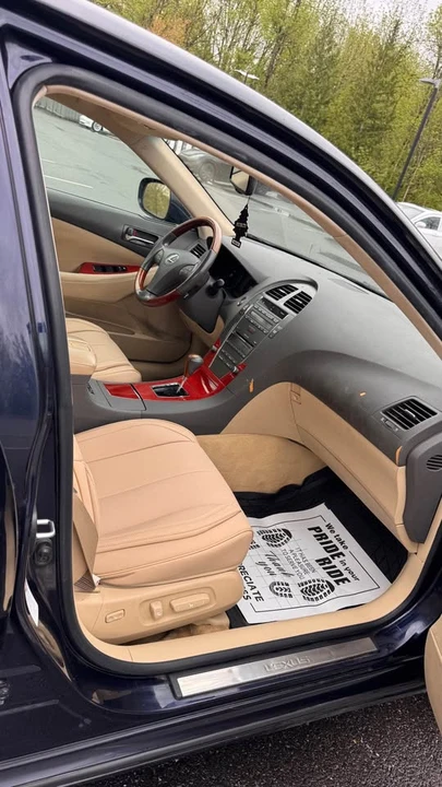 2007 Lexus ES 5th Gen - Image 12 of 15