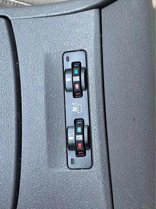 2007 Lexus ES 5th Gen - Image 9 of 14