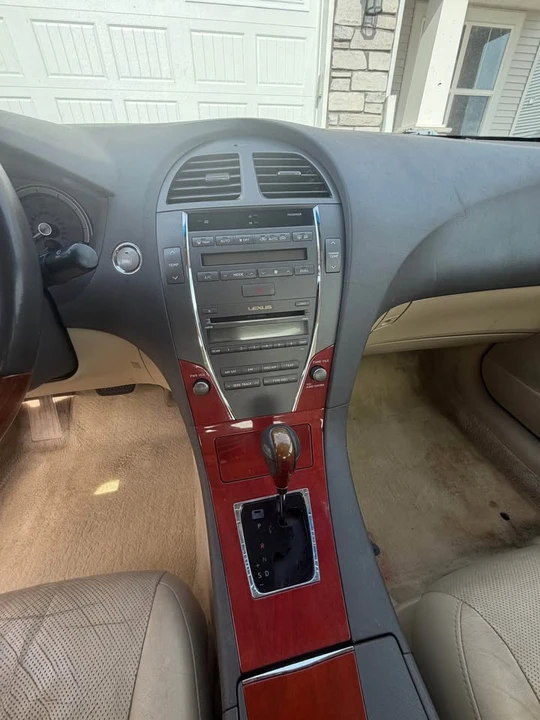 2007 Lexus ES 5th Gen - Image 7 of 11