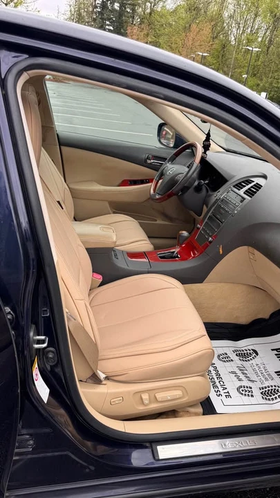 2007 Lexus ES 5th Gen - Image 11 of 15