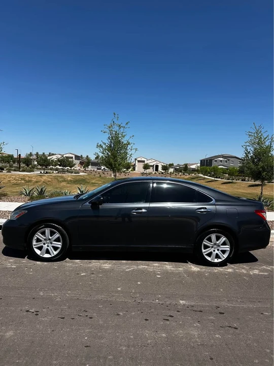 2007 Lexus ES 5th Gen - Image 4 of 10