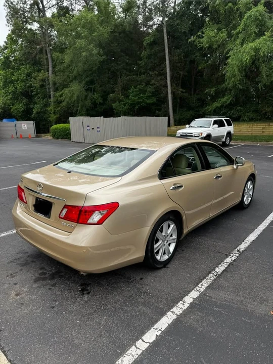 2007 Lexus ES 5th Gen - Image 5 of 13
