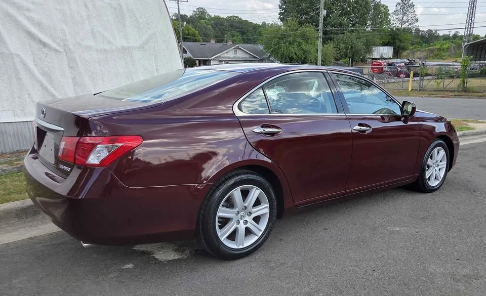 2007 Lexus ES 5th Gen - Image 2 of 6