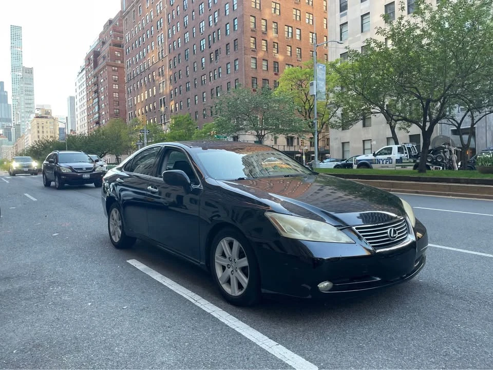 2007 Lexus ES 5th Gen - Image 4 of 7