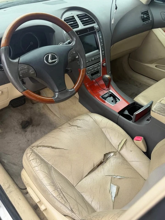2007 Lexus ES 5th Gen - Image 9 of 12