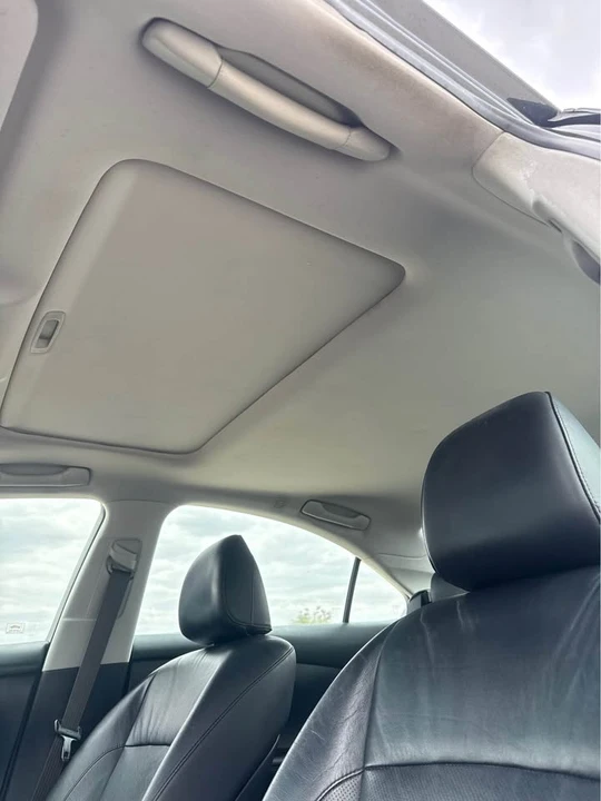 2007 Lexus ES 5th Gen - Image 16 of 19
