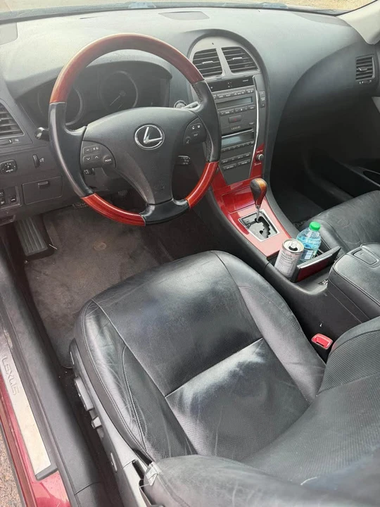 2007 Lexus ES 5th Gen - Image 15 of 18