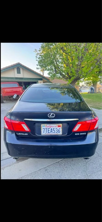 2007 Lexus ES 5th Gen - Image 2 of 10