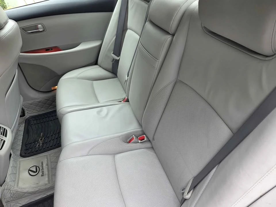 2007 Lexus ES 5th Gen - Image 16 of 20