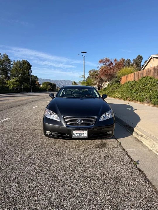 2007 Lexus ES 5th Gen - Image 2 of 18