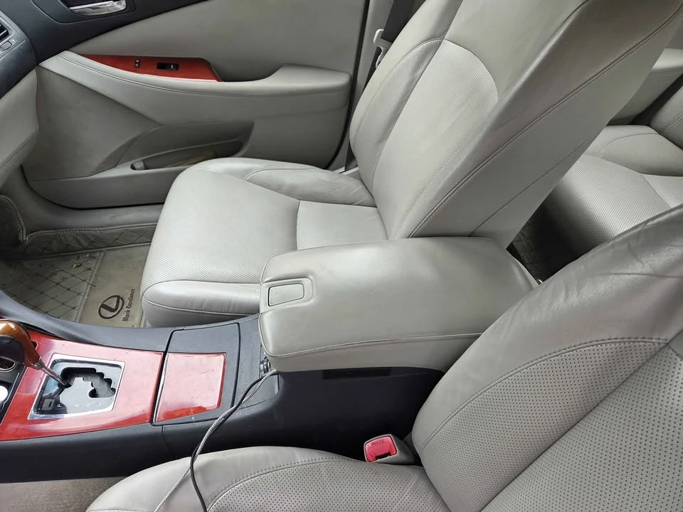 2007 Lexus ES 5th Gen - Image 11 of 20