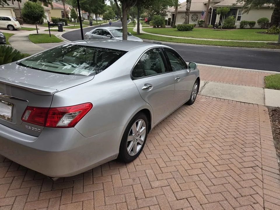 2007 Lexus ES 5th Gen - Image 3 of 20
