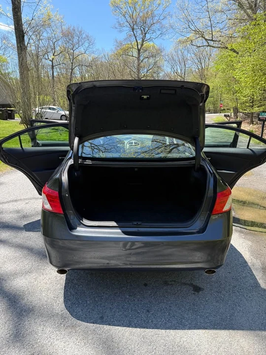 2007 Lexus ES 5th Gen - Image 10 of 20