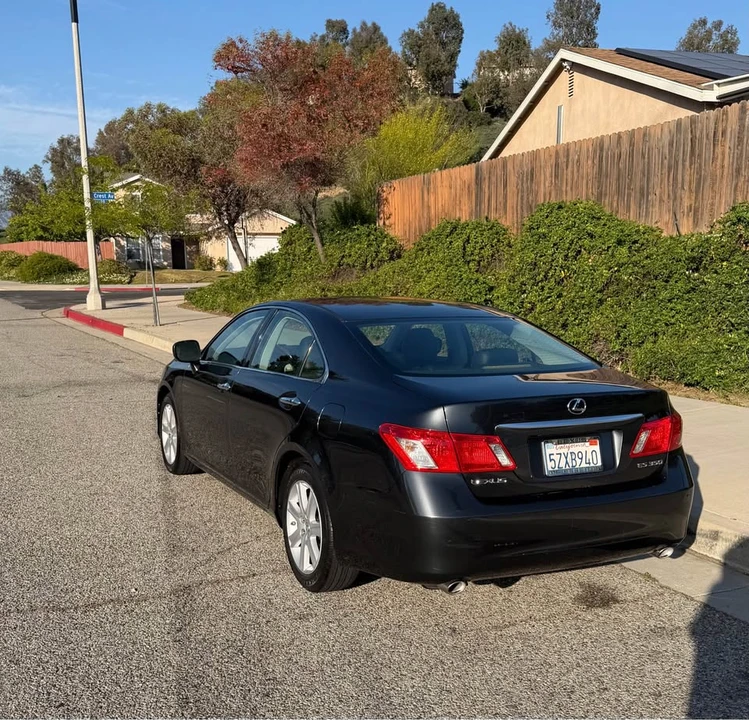 2007 Lexus ES 5th Gen - Image 5 of 18