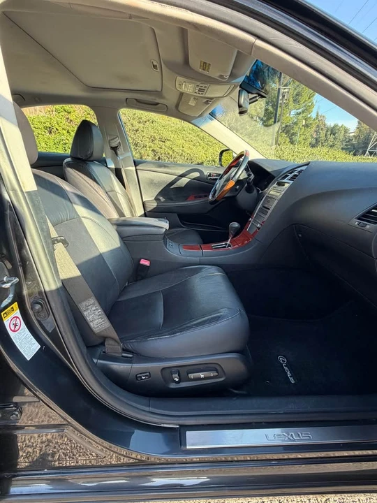 2007 Lexus ES 5th Gen - Image 11 of 18