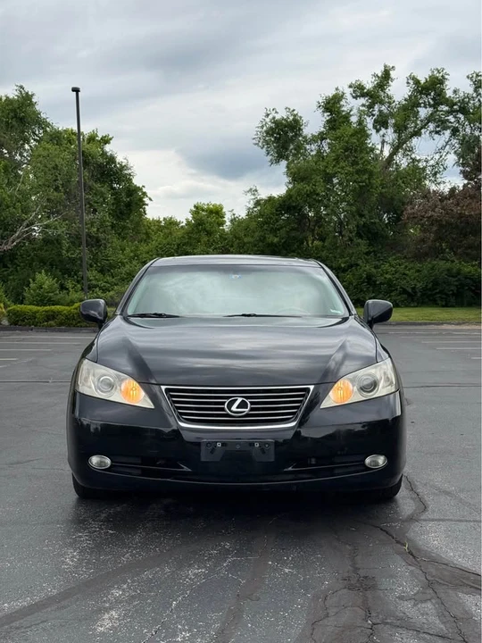 2007 Lexus ES 5th Gen - Image 2 of 19