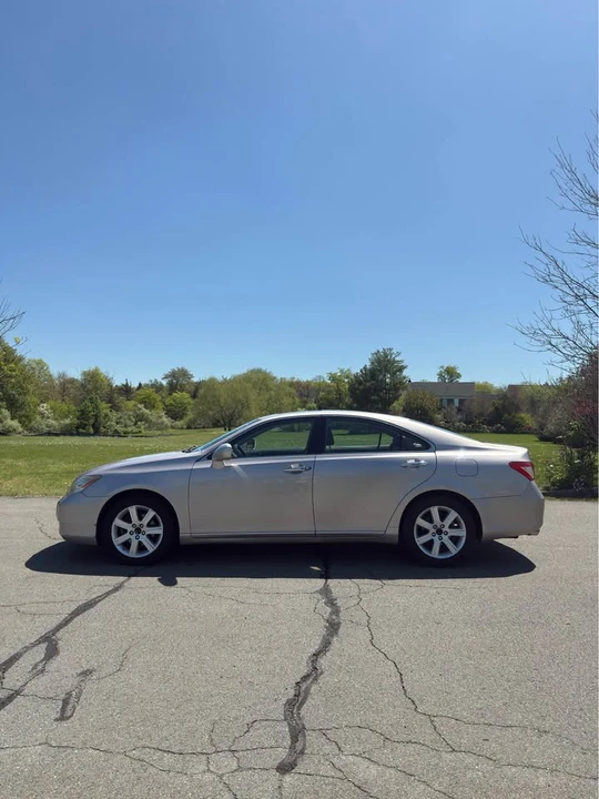2007 Lexus ES 5th Gen - Image 7 of 15