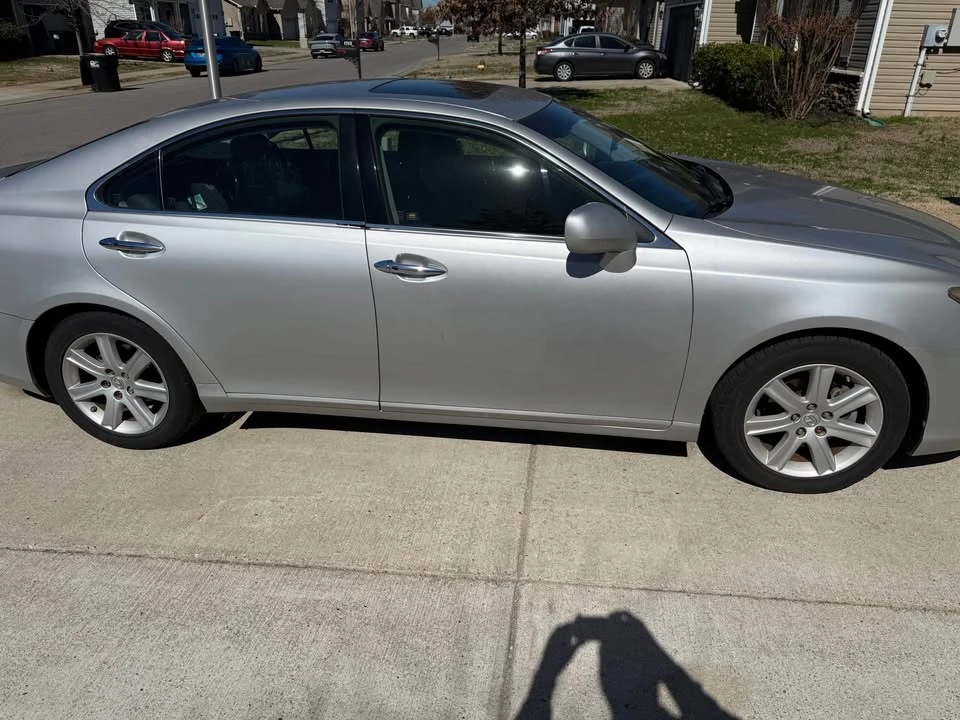 2007 Lexus ES 5th Gen - Image 2 of 6