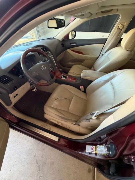 2007 Lexus ES 5th Gen - Image 4 of 17