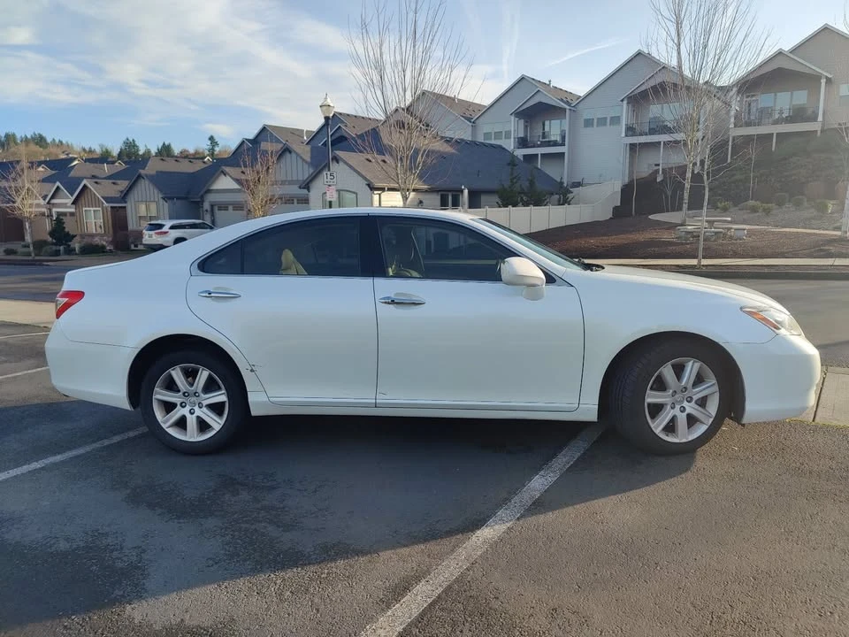 2007 Lexus ES 5th Gen - Image 5 of 13