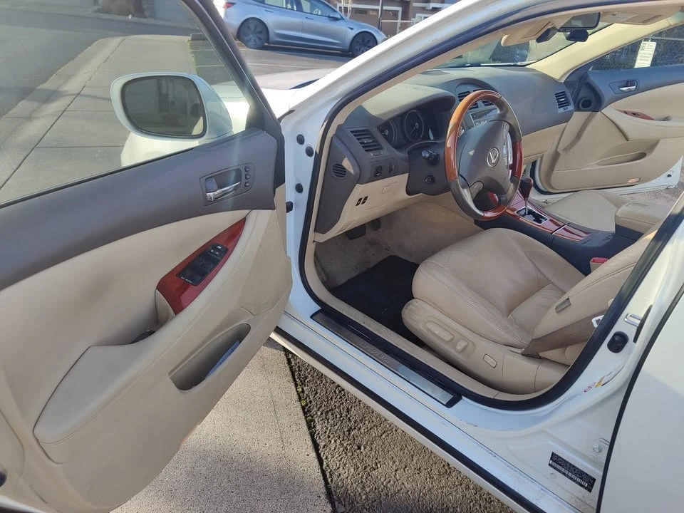 2007 Lexus ES 5th Gen - Image 7 of 13
