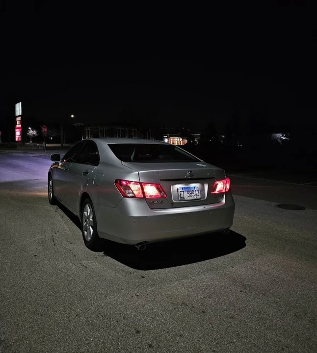 2007 Lexus ES 5th Gen - Image 2 of 15