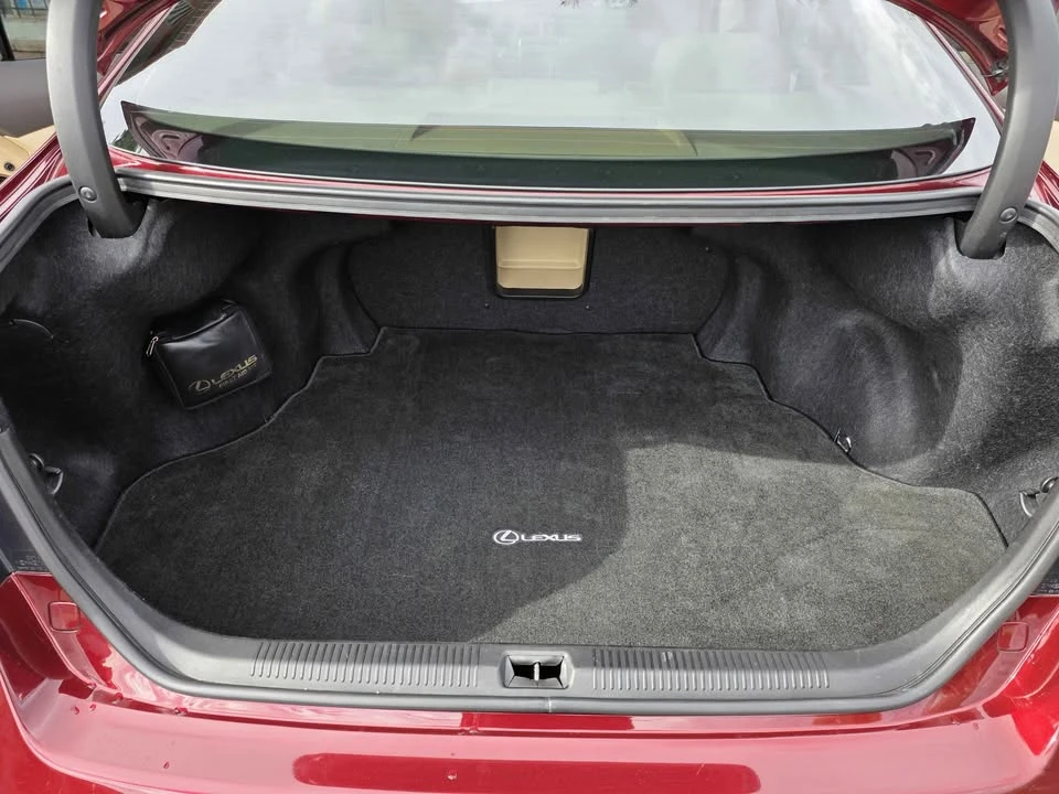 2007 Lexus ES 4th Gen - Image 13 of 16