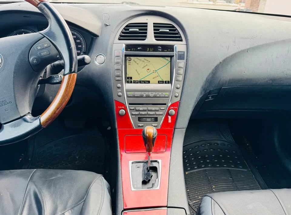 2007 Lexus ES 4th Gen - Image 13 of 18