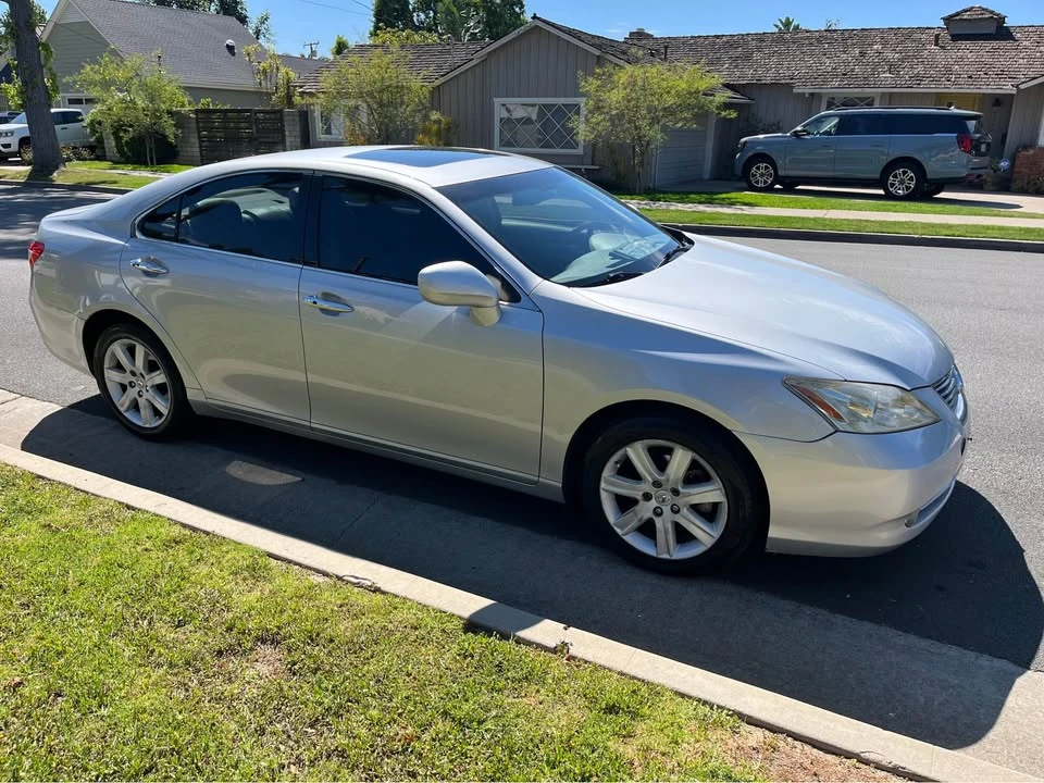 2007 Lexus ES 5th Gen - Image 7 of 20