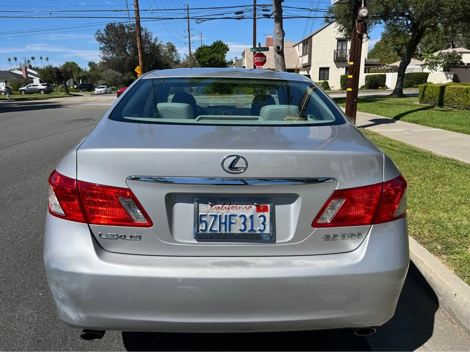 2007 Lexus ES 5th Gen - Image 4 of 20