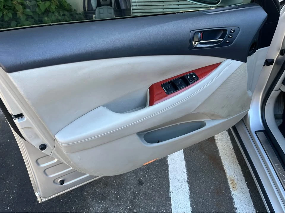 2007 Lexus ES 5th Gen - Image 11 of 20