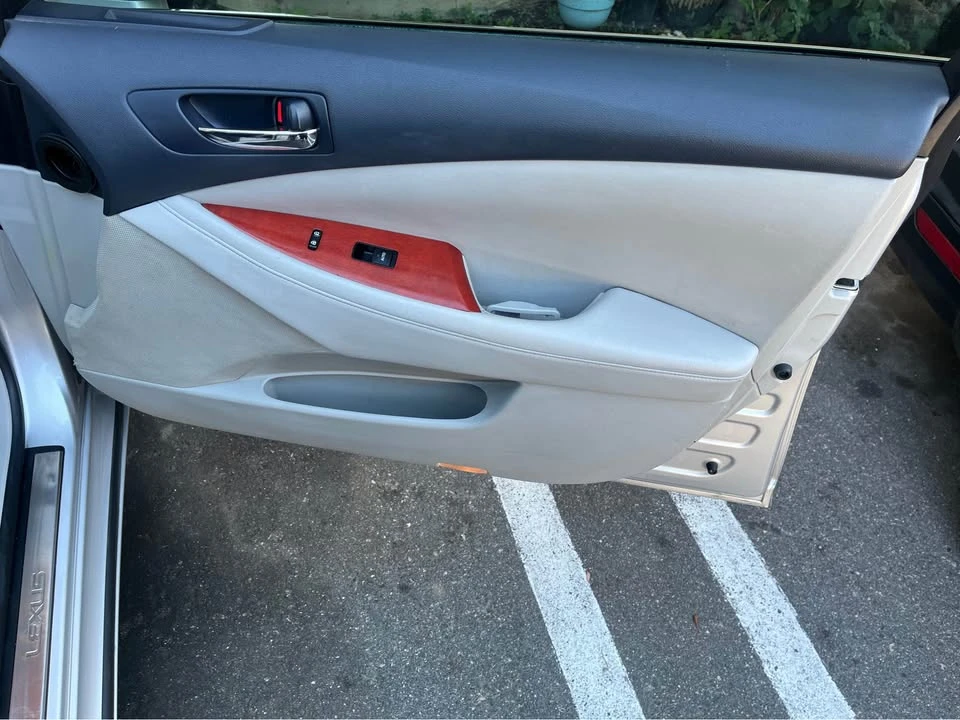 2007 Lexus ES 5th Gen - Image 17 of 20