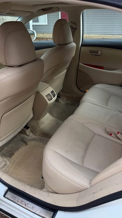 2007 Lexus ES 5th Gen - Image 14 of 18