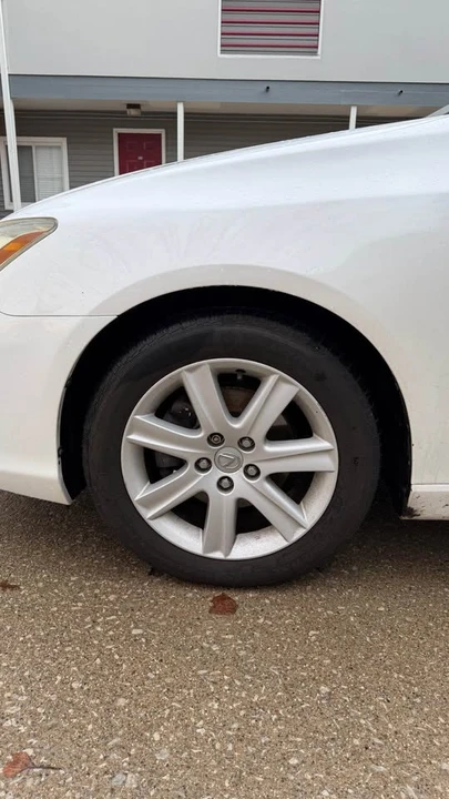 2007 Lexus ES 5th Gen - Image 9 of 18