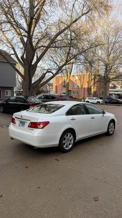 2007 Lexus ES 5th Gen - Image 4 of 18