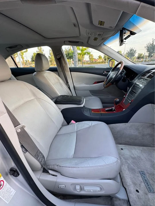 2007 Lexus ES 5th Gen - Image 8 of 12