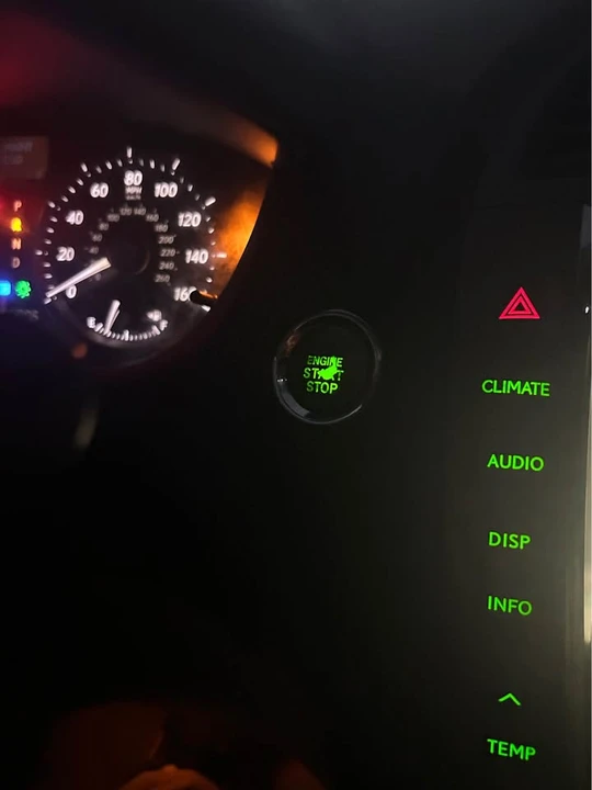 2007 Lexus ES 5th Gen - Image 12 of 15