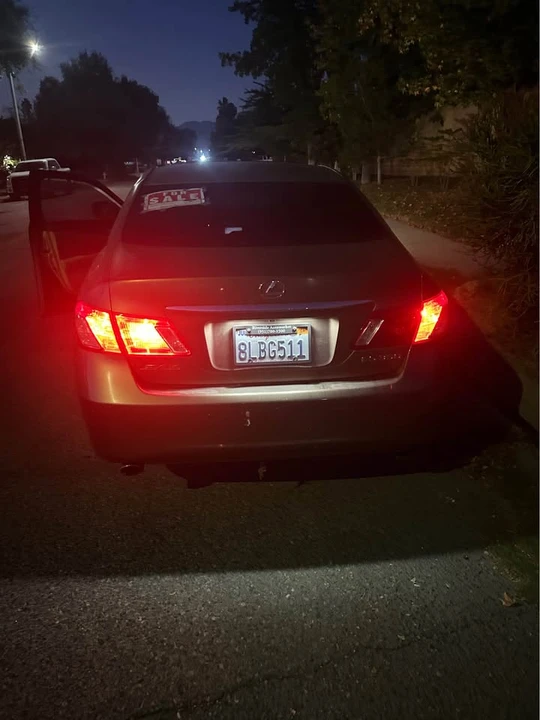2007 Lexus ES 5th Gen - Image 2 of 15