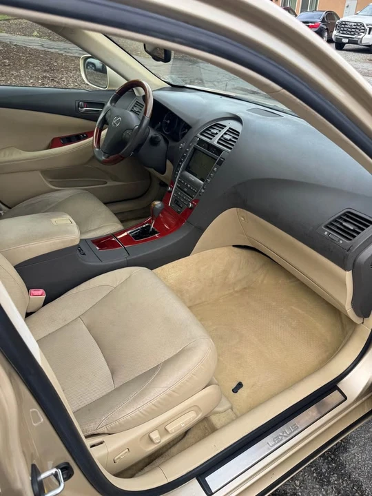 2007 Lexus ES 5th Gen - Image 8 of 19
